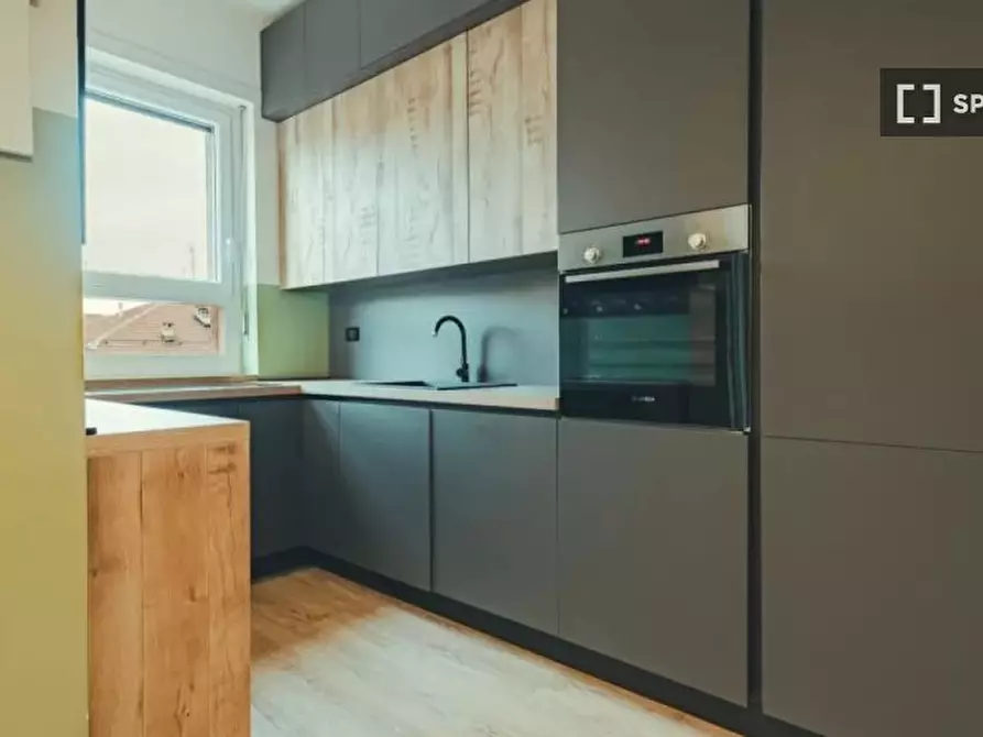 Immagine 14 di Appartamento in affitto  in Via Montebello a Torino