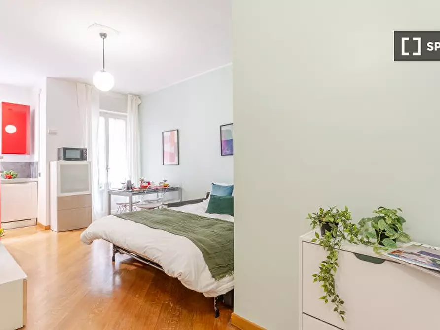 Immagine 12 di Appartamento in affitto  in Via Tortona, 20144 Milano MI, Italy a Milano