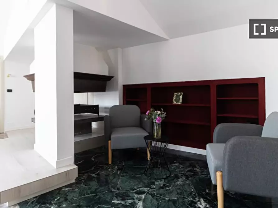 Immagine 13 di Appartamento in affitto  in Piazza Sant'Ambrogio a Milano