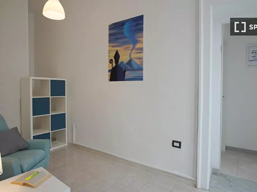 Immagine 11 di Camera condivisa in affitto  in Vico Noce a Napoli