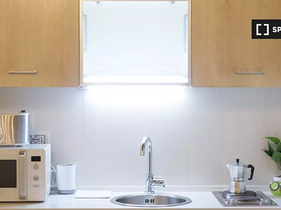 Immagine 9 di Appartamento in affitto  in Via della Consulta a Roma