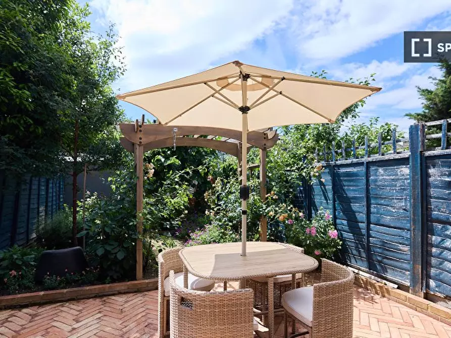 Immagine 9 di Appartamento in affitto  in Naylor Road a Camberwell
