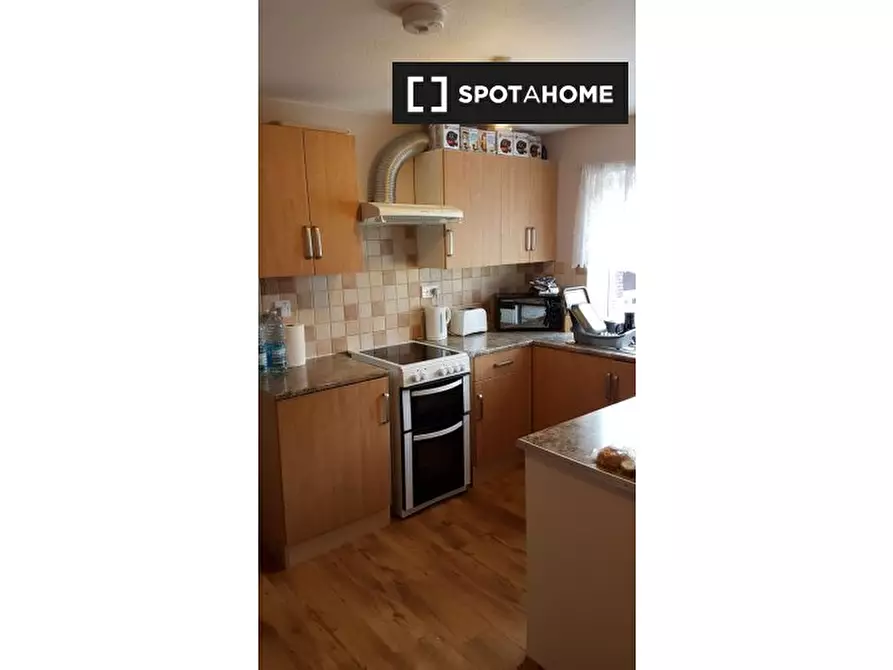 Immagine 4 di Camera condivisa in affitto  in Rodel Ct a 