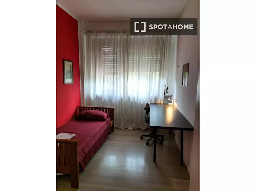 Immagine 4 di Camera condivisa in affitto  in Via Ercolano a Milano