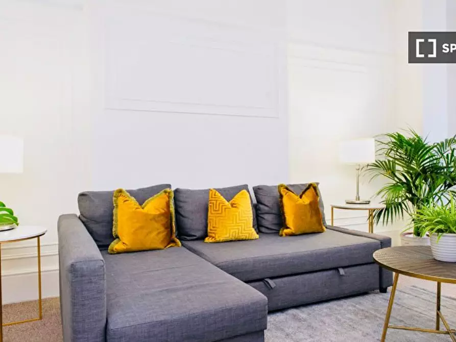 Immagine 2 di Appartamento in affitto  in Finchley Rd a Camden Town
