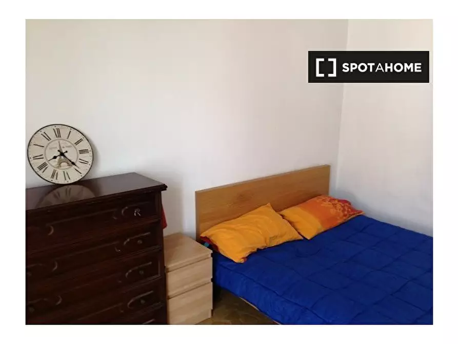 Immagine 5 di Camera condivisa in affitto  in Via Filippo Turati a Bologna