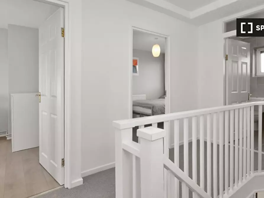 Immagine 7 di Camera condivisa in affitto  in Candy St a Poplar