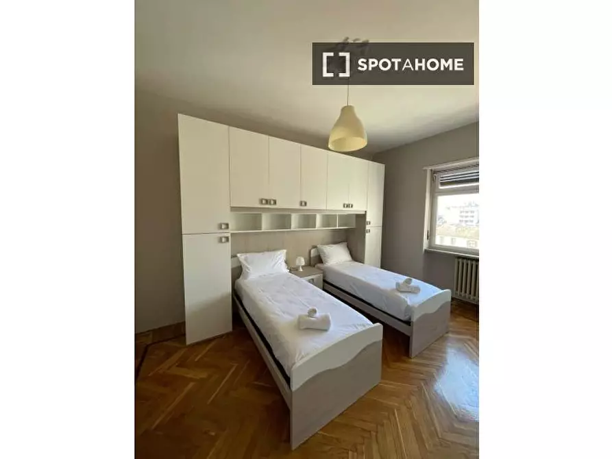 Immagine 12 di Appartamento in affitto  in Piazza della Repubblica a Torino