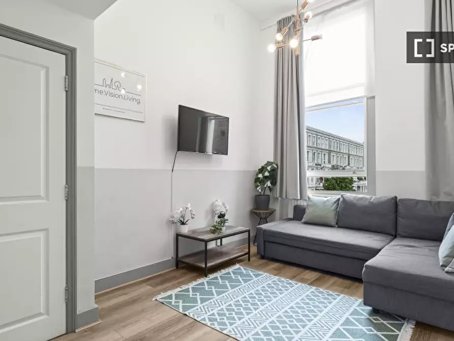 Immagine 3 di Appartamento in affitto  in Nevern Rd a Kensington
