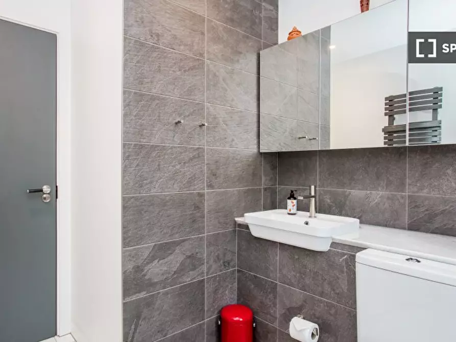 Immagine 15 di Appartamento in affitto  in Flat Triangle Court a Camberwell