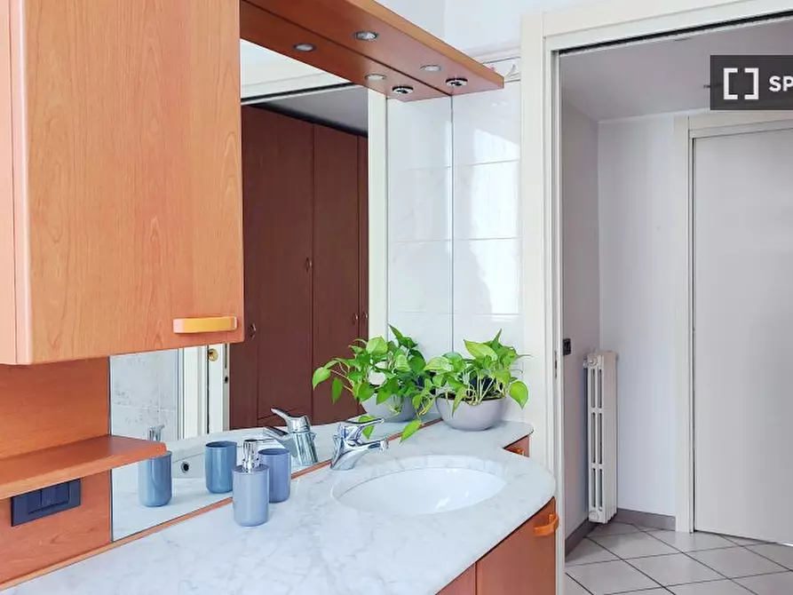 Immagine 11 di Appartamento in affitto  in Via Novara a Milano