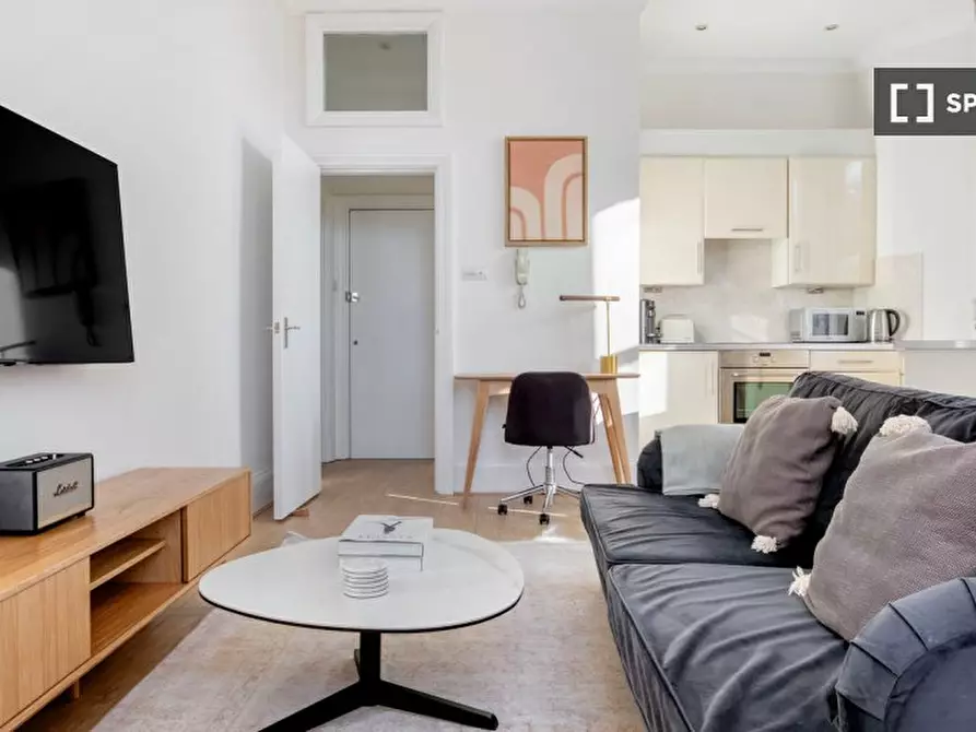 Immagine 3 di Appartamento in affitto  in Earls Ct Rd a Kensington
