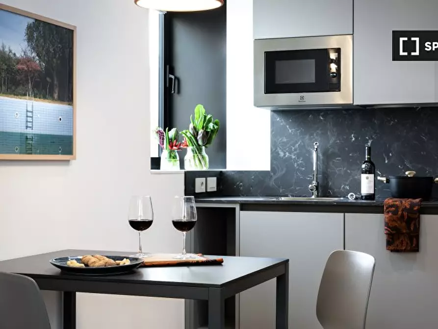 Immagine 2 di Ufficio in affitto  in Viale Corsica a Milano