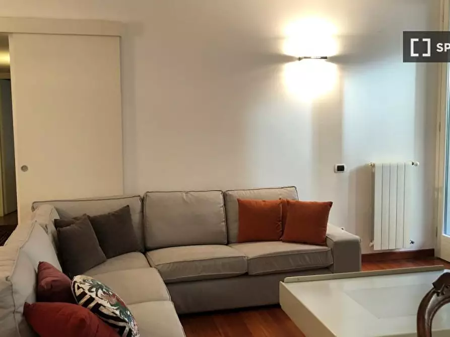 Immagine 2 di Appartamento in affitto  in Corso S. Gottardo a Milano