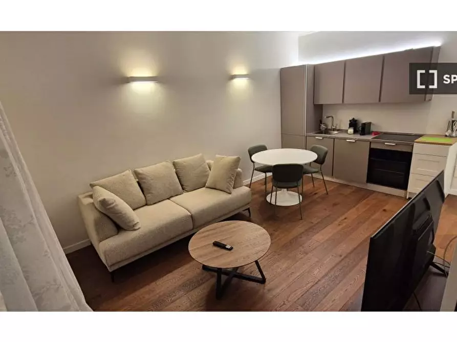 Immagine 1 di Appartamento in affitto  in Via Emilio Morosini a Milano