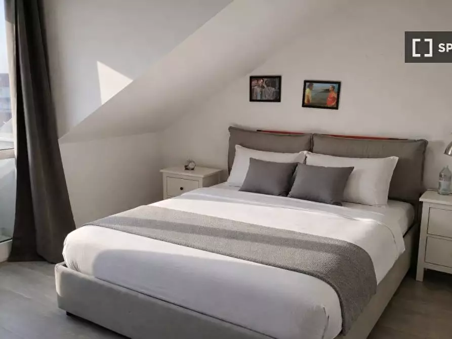 Immagine 5 di Camera condivisa in affitto  in Via Santa Chiara a Torino