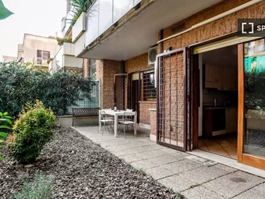 Immagine 5 di Appartamento in affitto  in Via Antonio Ceriani a Roma