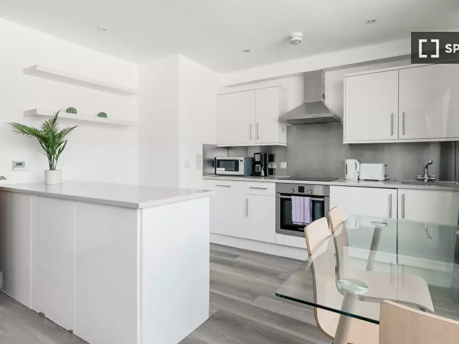 Immagine 6 di Appartamento in affitto  in Bell House, 17-19 Nevern Pl, Kensington, London SW5 9NR, UK a Kensington