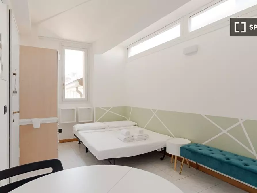 Immagine 8 di Ufficio in affitto  in Corso Magenta a Milano