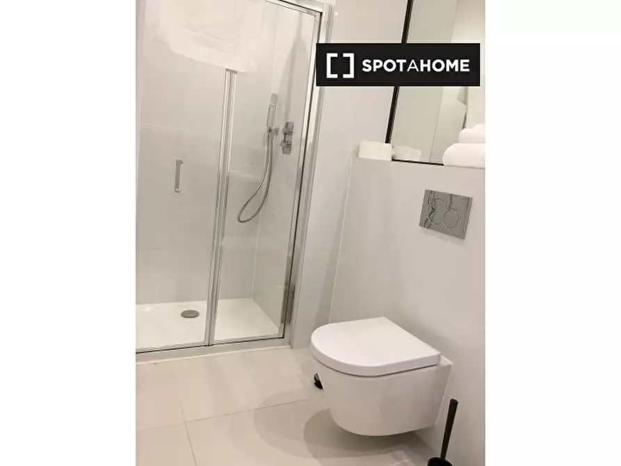 Immagine 8 di Appartamento in affitto  in Bourlet Cl a Paddington