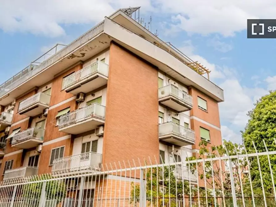 Immagine 2 di Appartamento in affitto  in Via dell'Airone a Roma