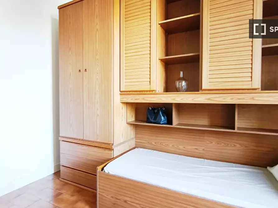 Immagine 18 di Camera condivisa in affitto  in Via Camillo e Otto Cima a Milano