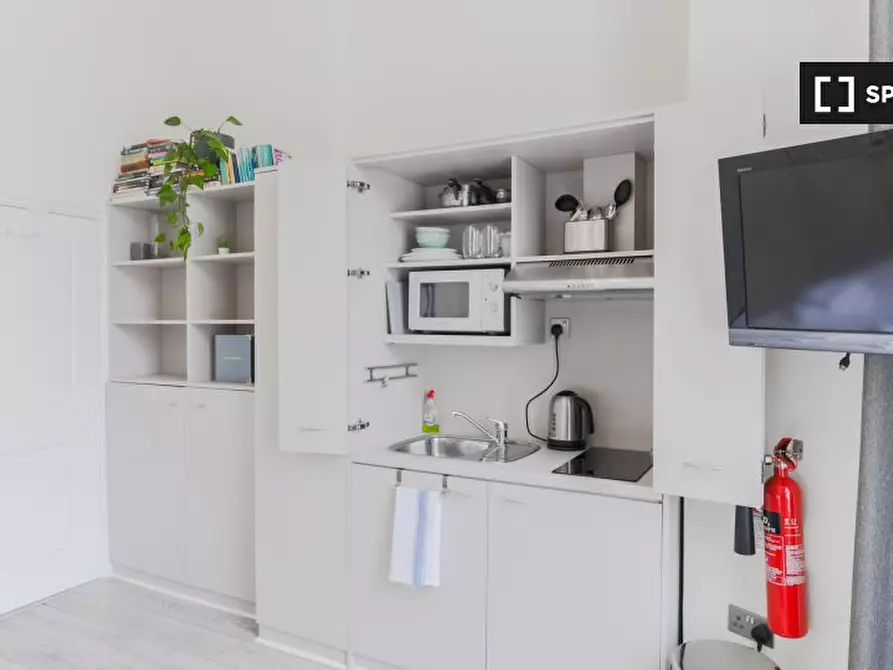 Immagine 8 di Ufficio in affitto  in Nevern Rd a Kensington