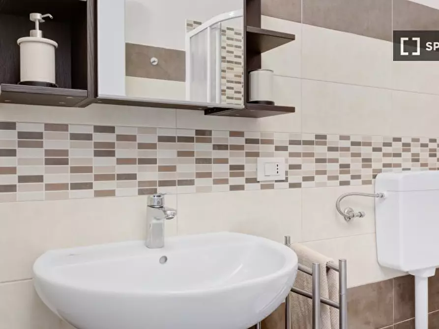 Immagine 9 di Camera condivisa in affitto  in Via Stromboli a Milano