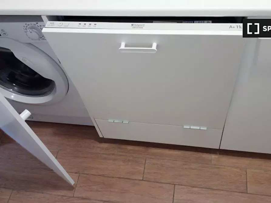 Immagine 3 di Appartamento in affitto  in Via Rossano a Roma