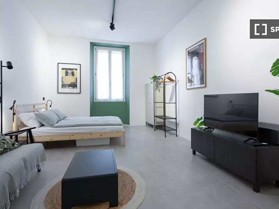 Immagine 1 di Ufficio in affitto  in Via Antonio Rosmini a Milano