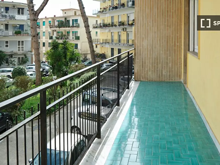 Immagine 7 di Camera condivisa in affitto  in Via Terracina n. fab. A - sc. H int. 27 a Napoli
