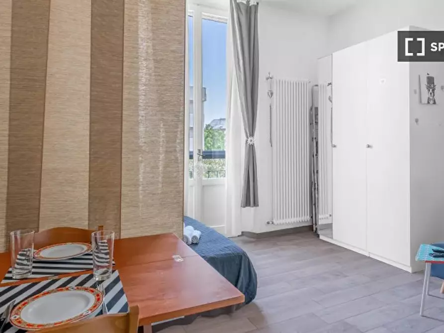 Immagine 8 di Appartamento in affitto  in Viale Brenta a Milano