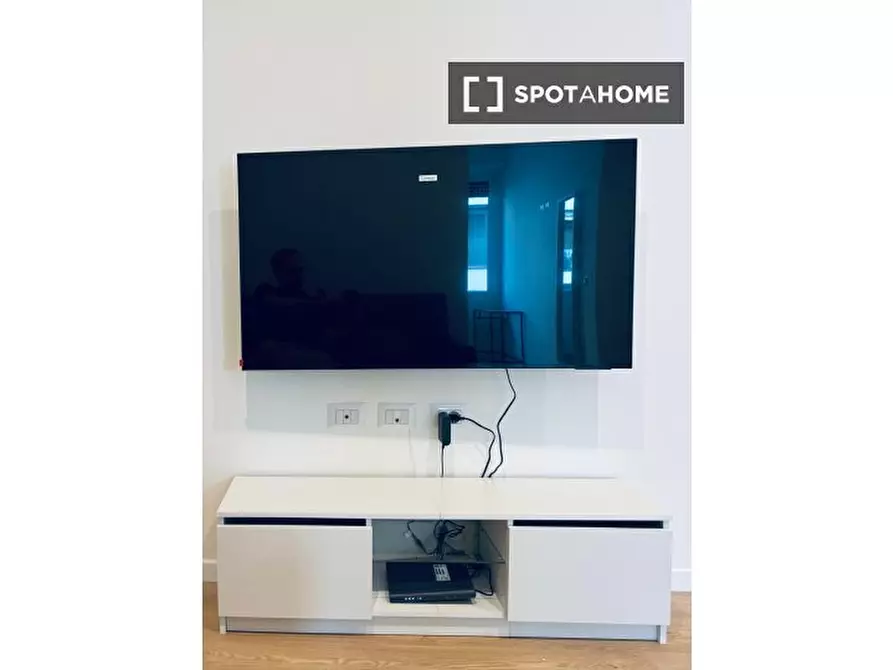 Immagine 4 di Ufficio in affitto  in Via Carlo Crivelli a Milano