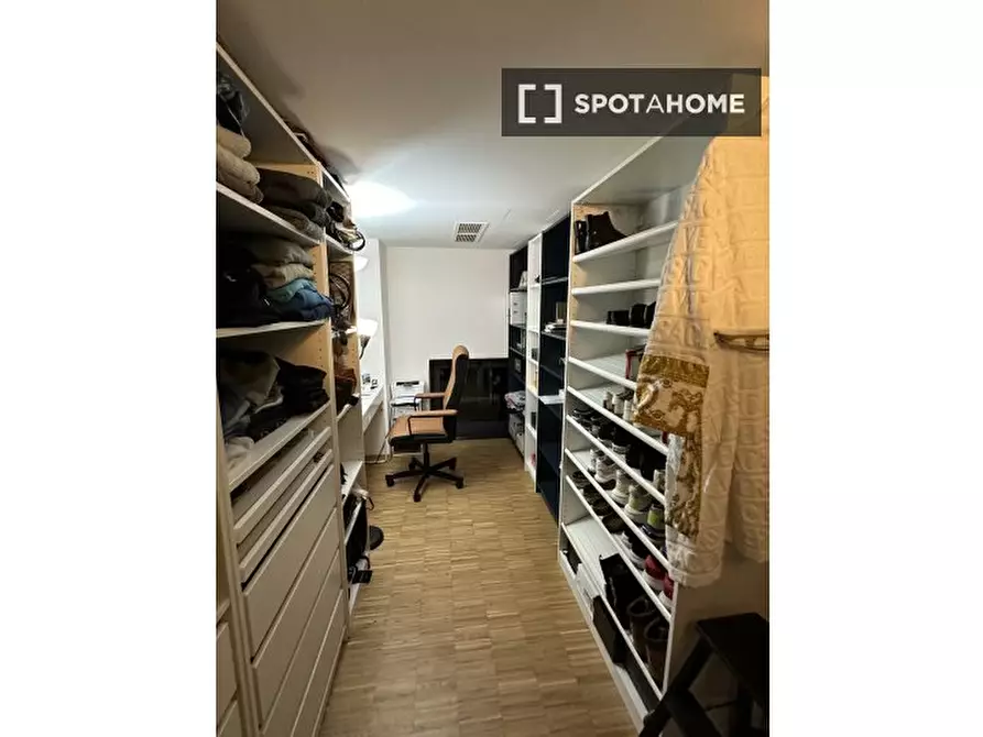 Immagine 8 di Ufficio in affitto  in Via G. Mazzini a Sesto San Giovanni