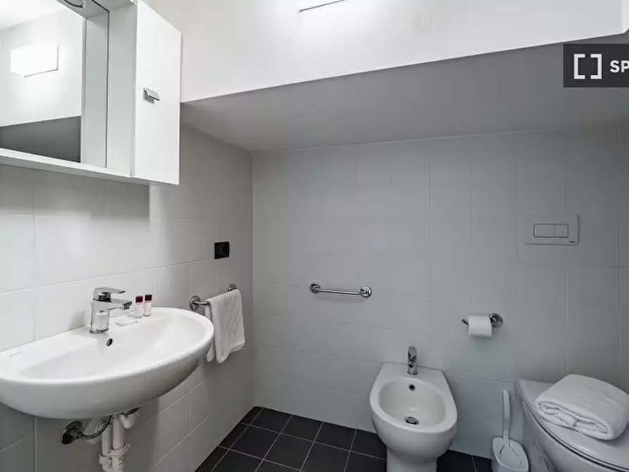 Immagine 14 di Ufficio in affitto  in Corso Magenta a Milano