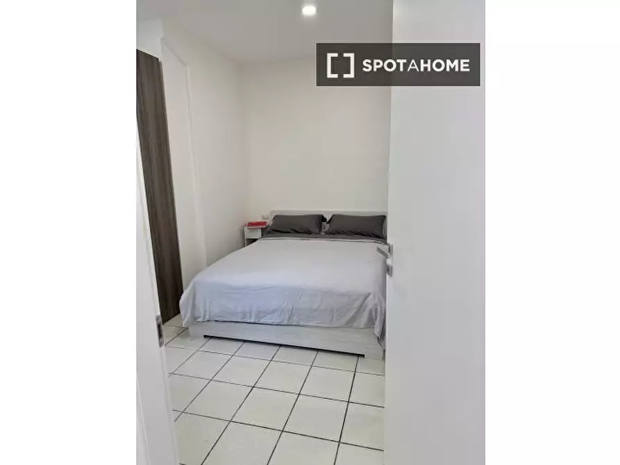 Immagine 16 di Appartamento in affitto  in Via Rembrandt a Milano