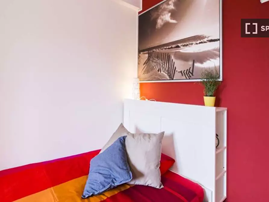 Immagine 5 di Camera condivisa in affitto  in Viale Carlo Espinasse a Milano