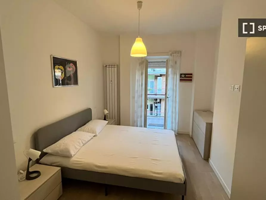 Immagine 3 di Camera condivisa in affitto  in Via Teano a Roma