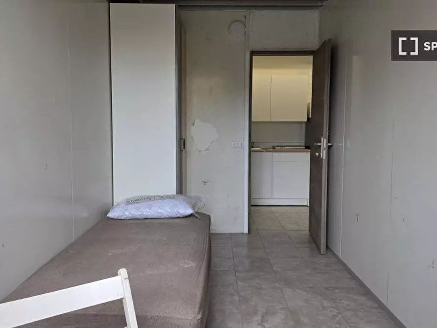 Immagine 18 di Camera condivisa in affitto  in Via Francesco de Sanctis a Milano