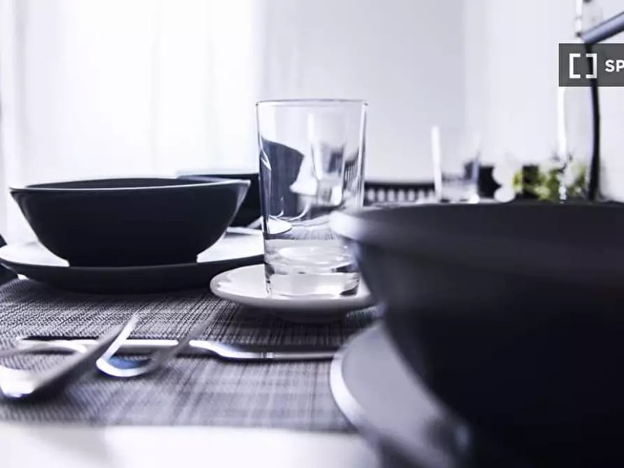 Immagine 16 di Camera condivisa in affitto  in Viale Ca' Granda a Milano