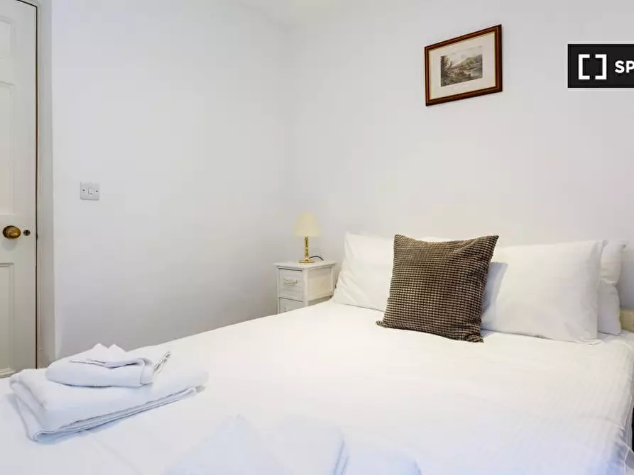 Immagine 7 di Appartamento in affitto  in A York Street a Paddington