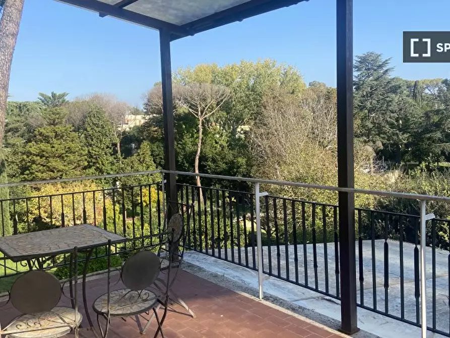 Immagine 14 di Camera condivisa in affitto  in Via Leonardo Fibonacci a Roma