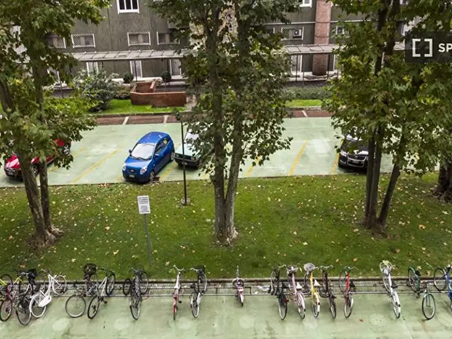 Immagine 17 di Camera condivisa in affitto  in Via Raffaello Bertieri a Milano