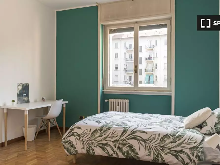 Immagine 2 di Camera condivisa in affitto  in Viale Campania a Milano