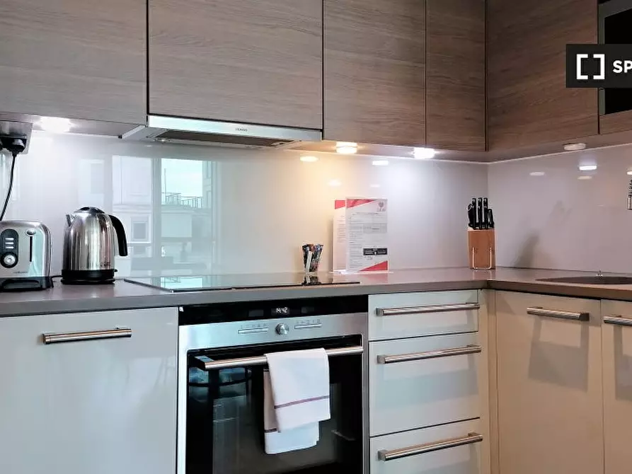 Immagine 5 di Appartamento in affitto  in St George Wharf a Lambeth