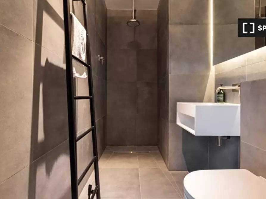 Immagine 17 di Appartamento in affitto  in Islington Park St a Islington