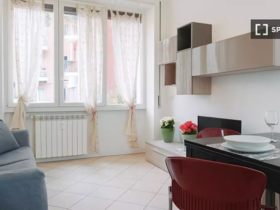 Immagine 2 di Appartamento in affitto  in Via Pompeo Cambiasi a Milano