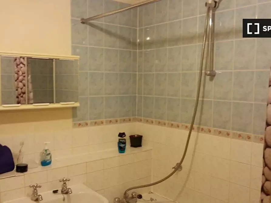 Immagine 10 di Camera condivisa in affitto  in Barnsdale Ave a Poplar