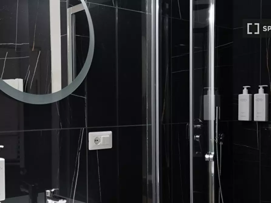 Immagine 3 di Ufficio in affitto  in Via Camillo Cavour a Firenze