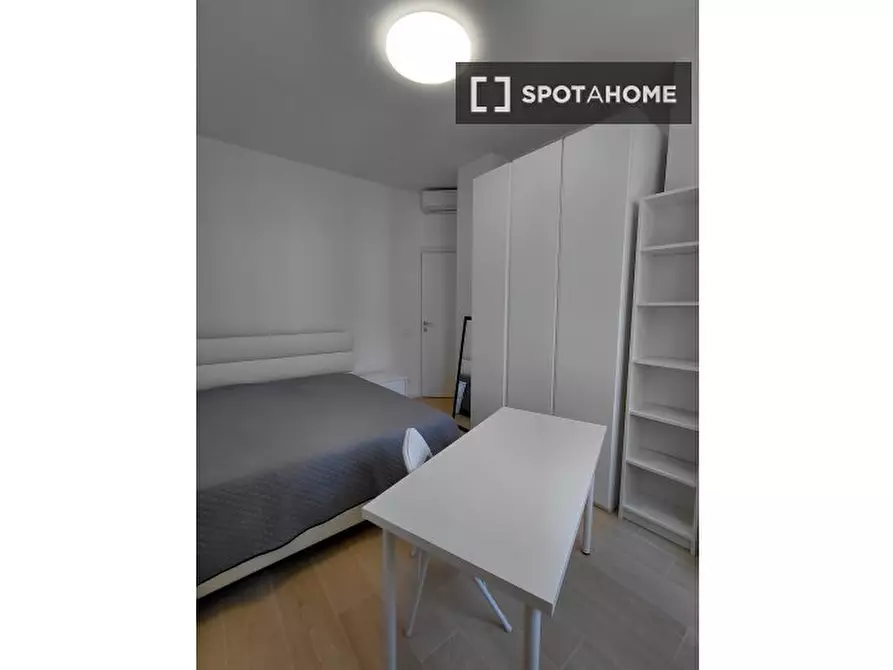 Immagine 2 di Appartamento in affitto  in Via Guglielmo Röntgen a Milano